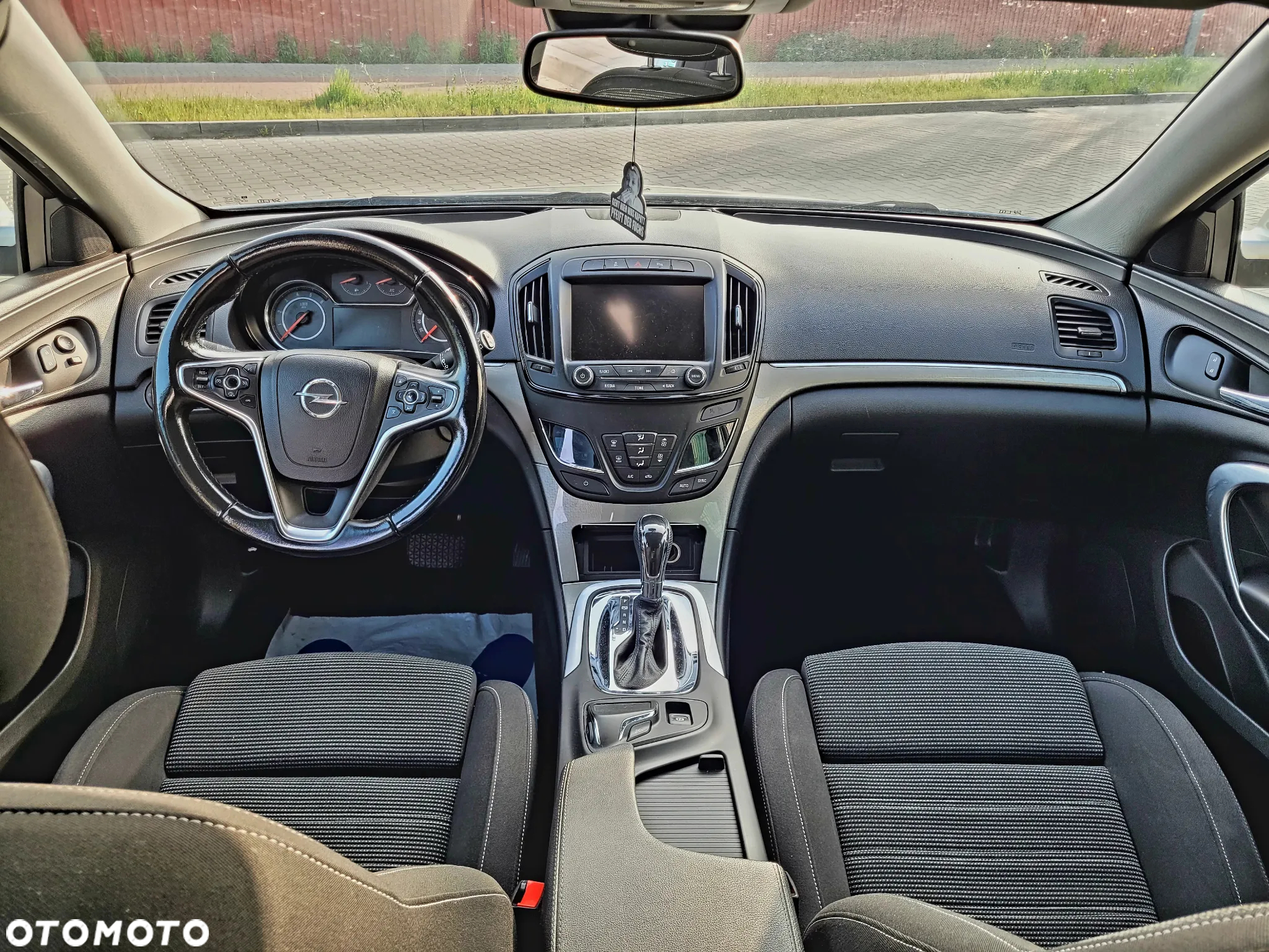 Opel Insignia 2.0 CDTI automatik Business Edition - 17