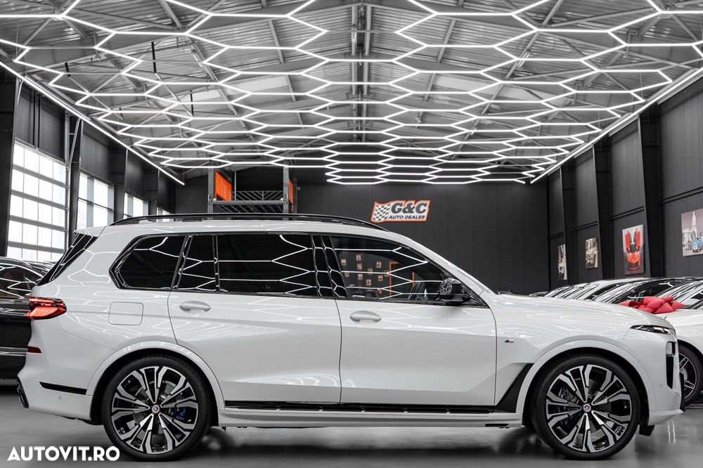 BMW X7 xDrive40i AT MHEV - 31