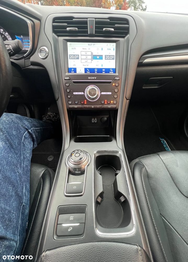 Ford Mondeo 2.0 Ti-VCT Titanium - 24