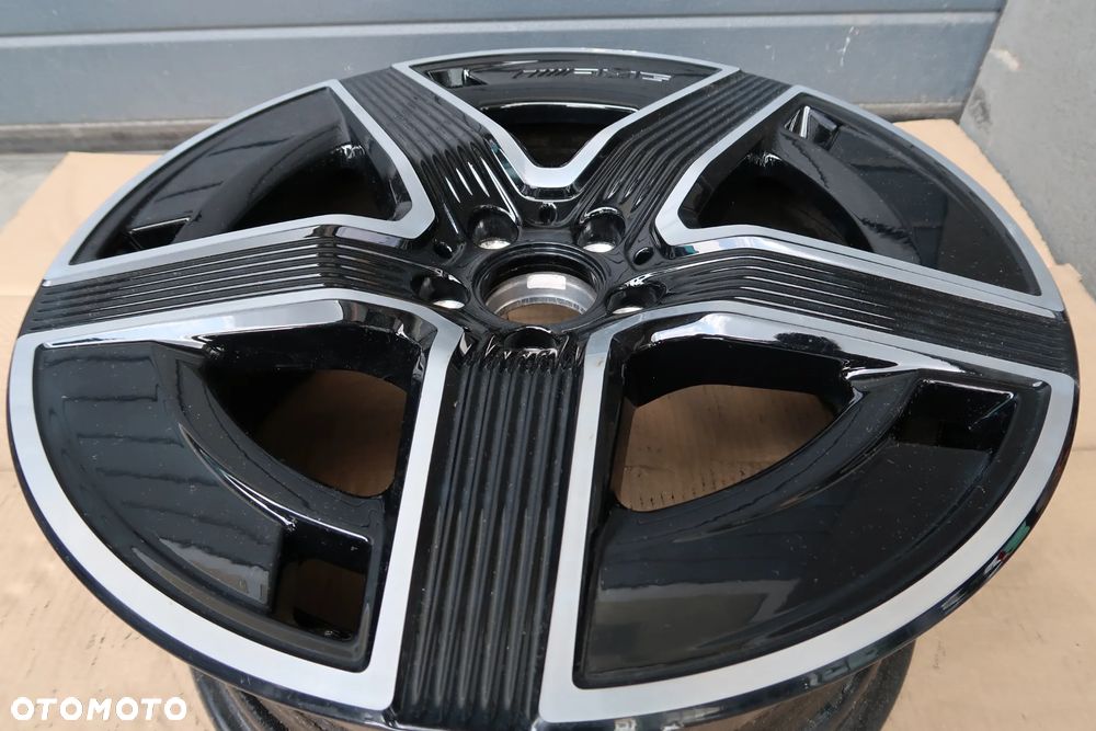 C11 FELGA MERCEDES GLC A2544010400 8X19ET32,5 - 2