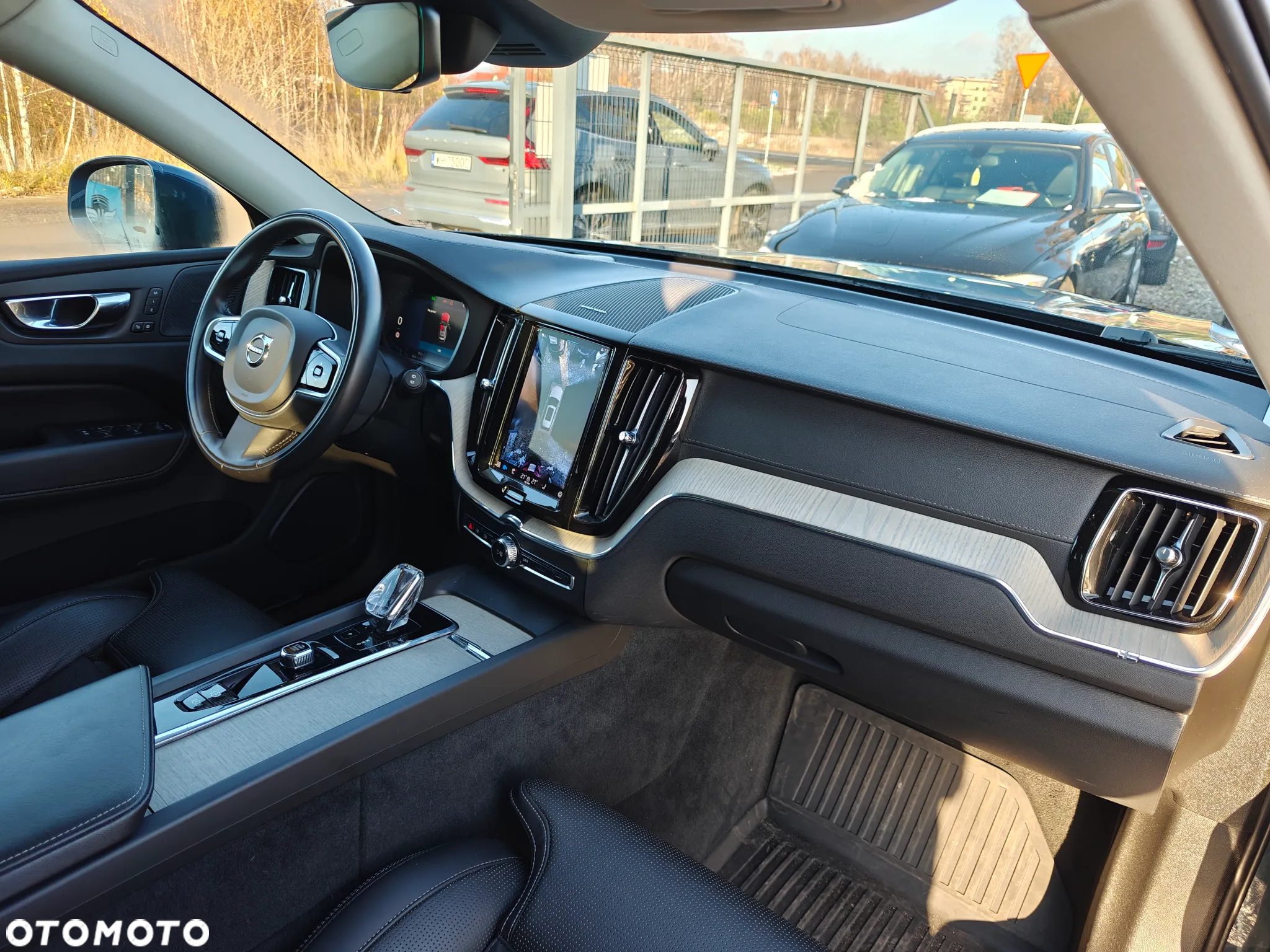 Volvo XC 60 T8 Plug-In Hybrid AWD Inscription - 11