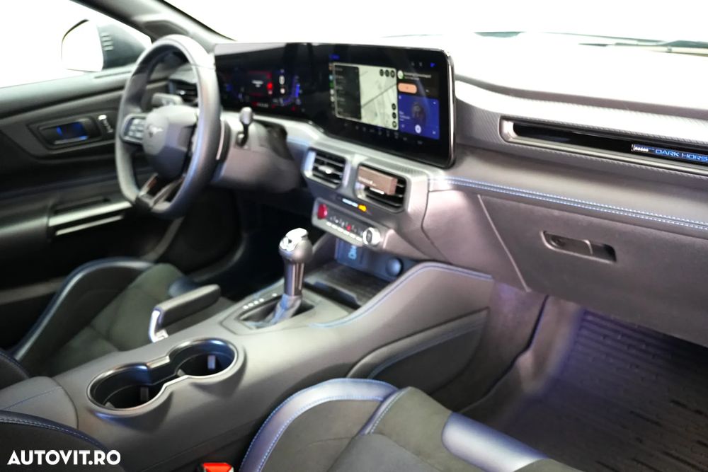 Ford Mustang 5.0 V8 Aut. Dark Horse - 8