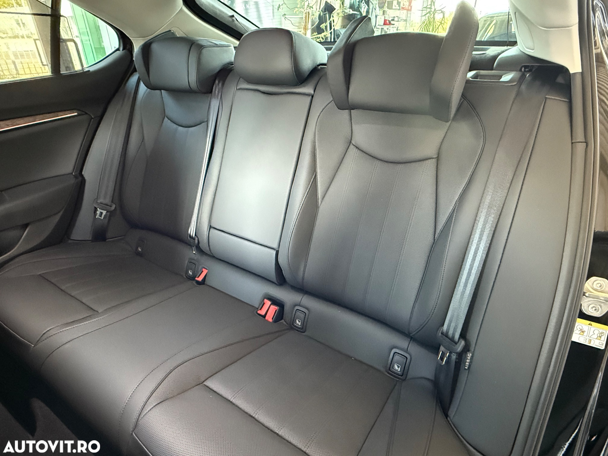 Skoda Superb 2.0 TSI 265 CP 4x4 DSG Laurin & Klement - 15