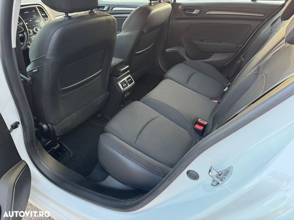 Renault Megane TCe 140 GPF EDC BUSINESS EDITION - 34
