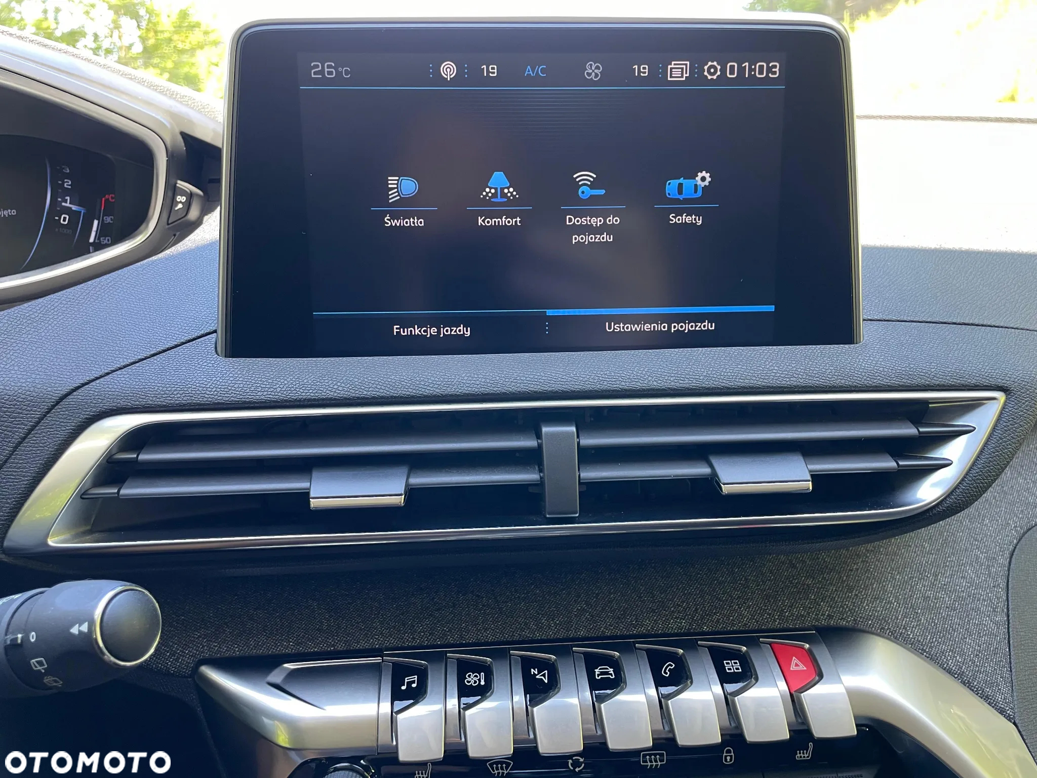 Peugeot 5008 1.6 PureTech Allure S&S EAT8 - 30