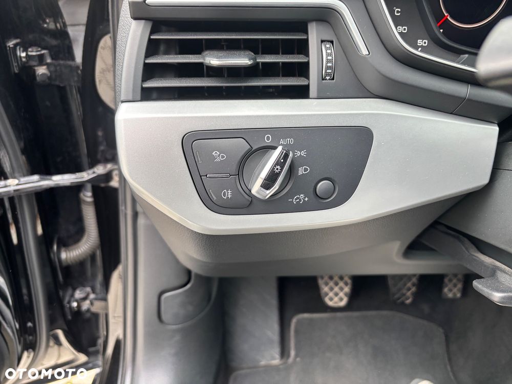 Audi A4 Avant 2.0 TDI - 24