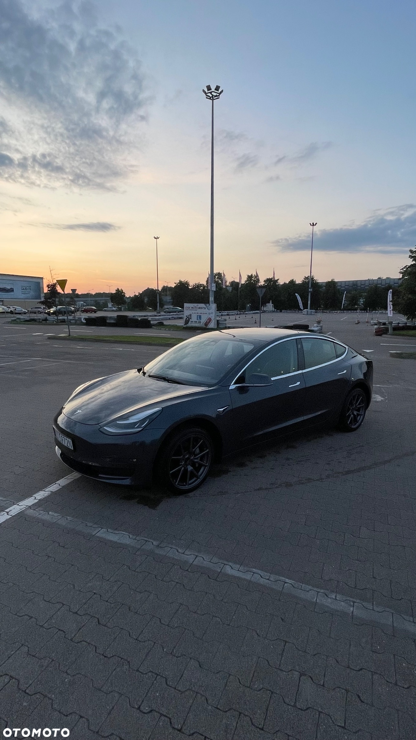 Tesla Model 3 Allradantrieb Dual Motor - 6