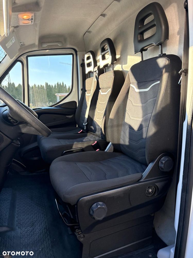 Iveco Daily 35S160, 2.3 160KM, L4H2, Niski przebieg, Bardzo Zadbany - 22