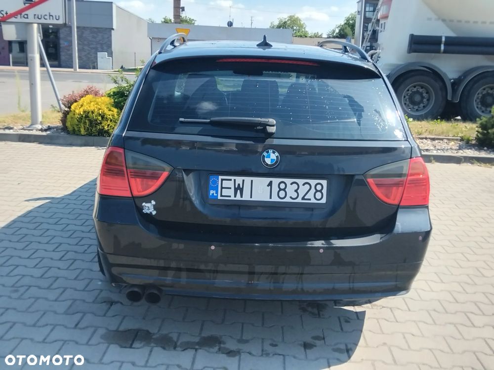 BMW Seria 3 318i - 8