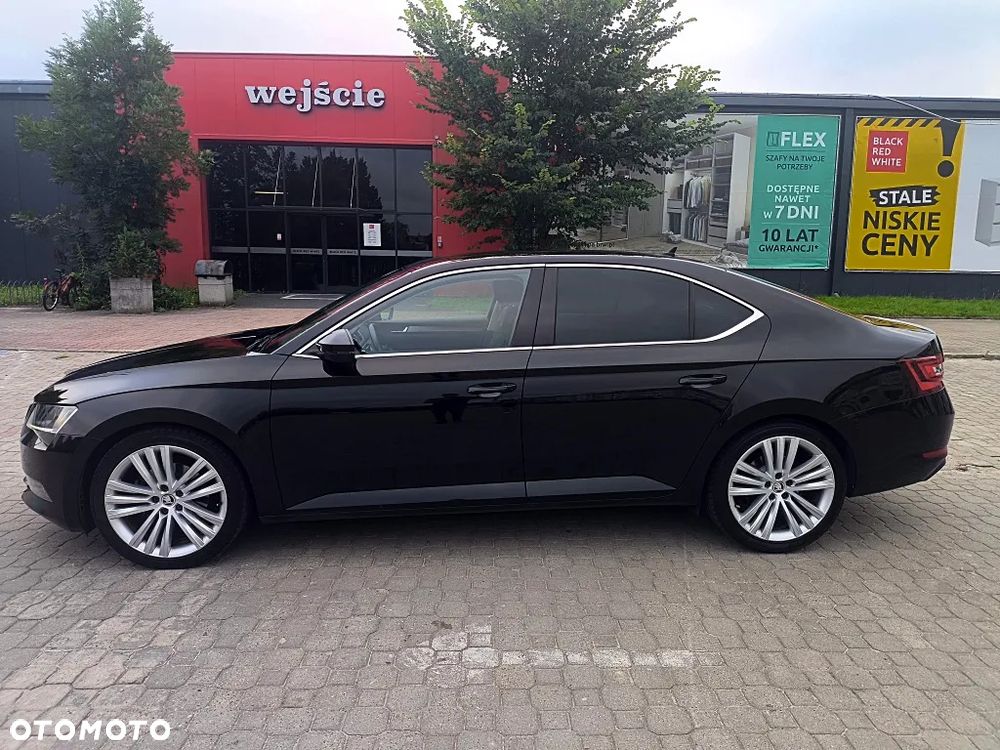 Skoda Superb 2.0 TDI DSG Premium Edition - 4