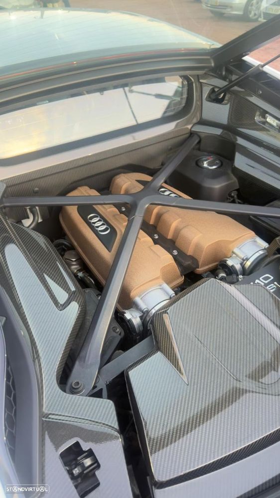 Audi R8 Coupé - 14
