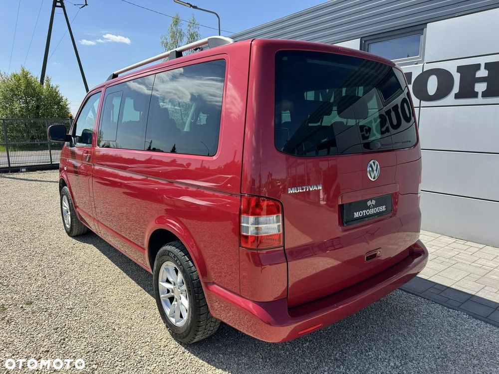 Volkswagen Multivan - 12
