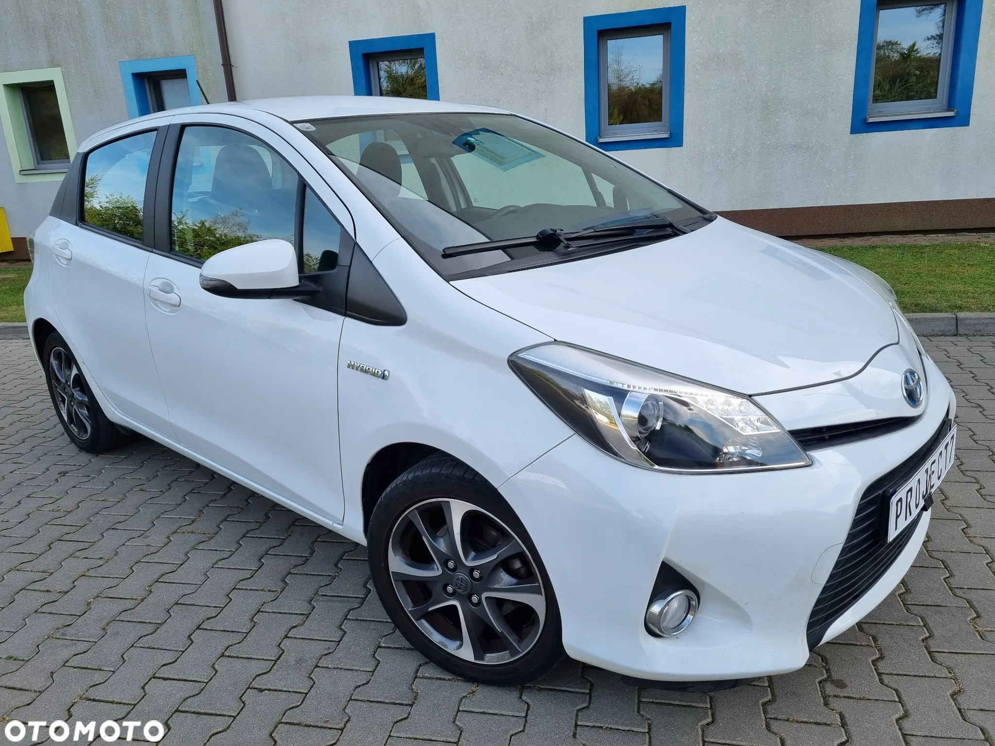 Toyota Yaris Hybrid 1.5 VVT-i Style - 32