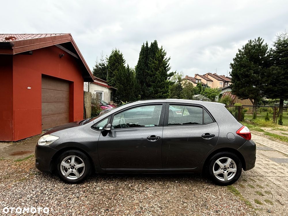 Toyota Auris 1.4 D-4D Active - 5