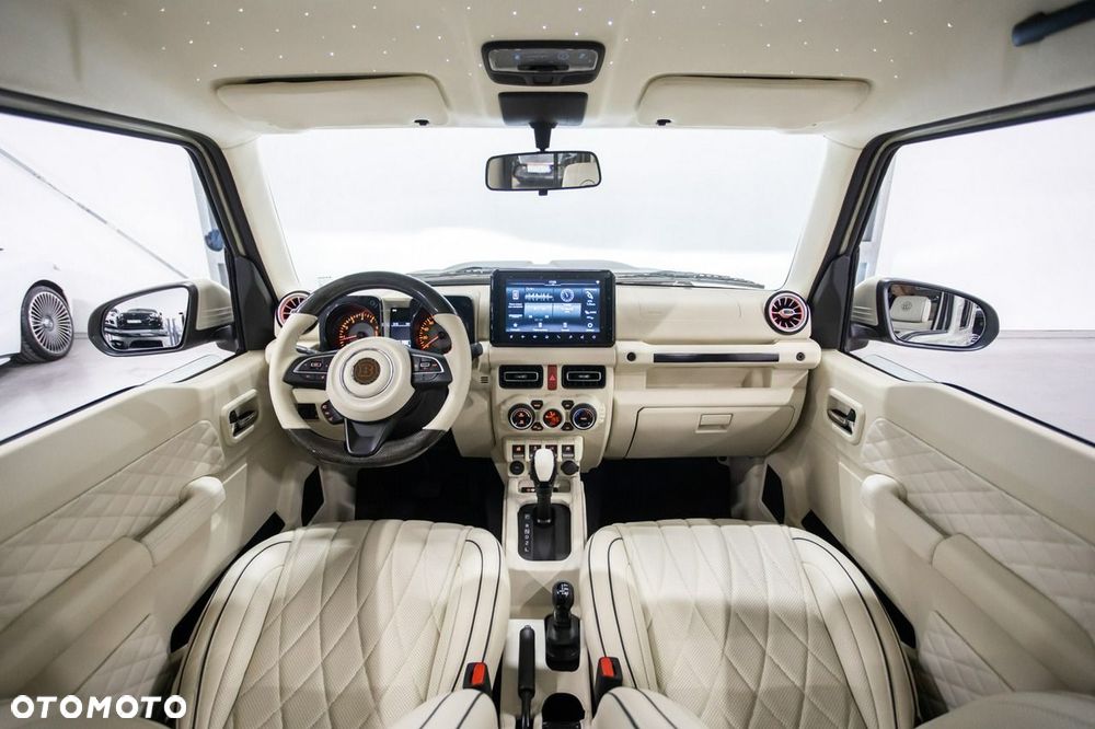 Suzuki Jimny - 29