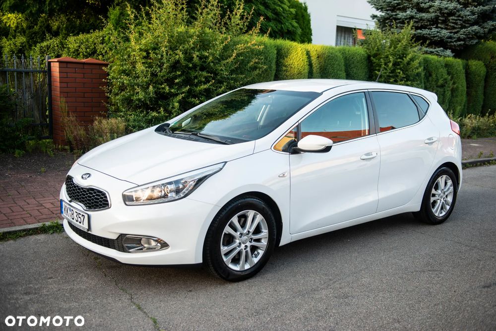 Kia Ceed 1.4 CVVT Vision - 10