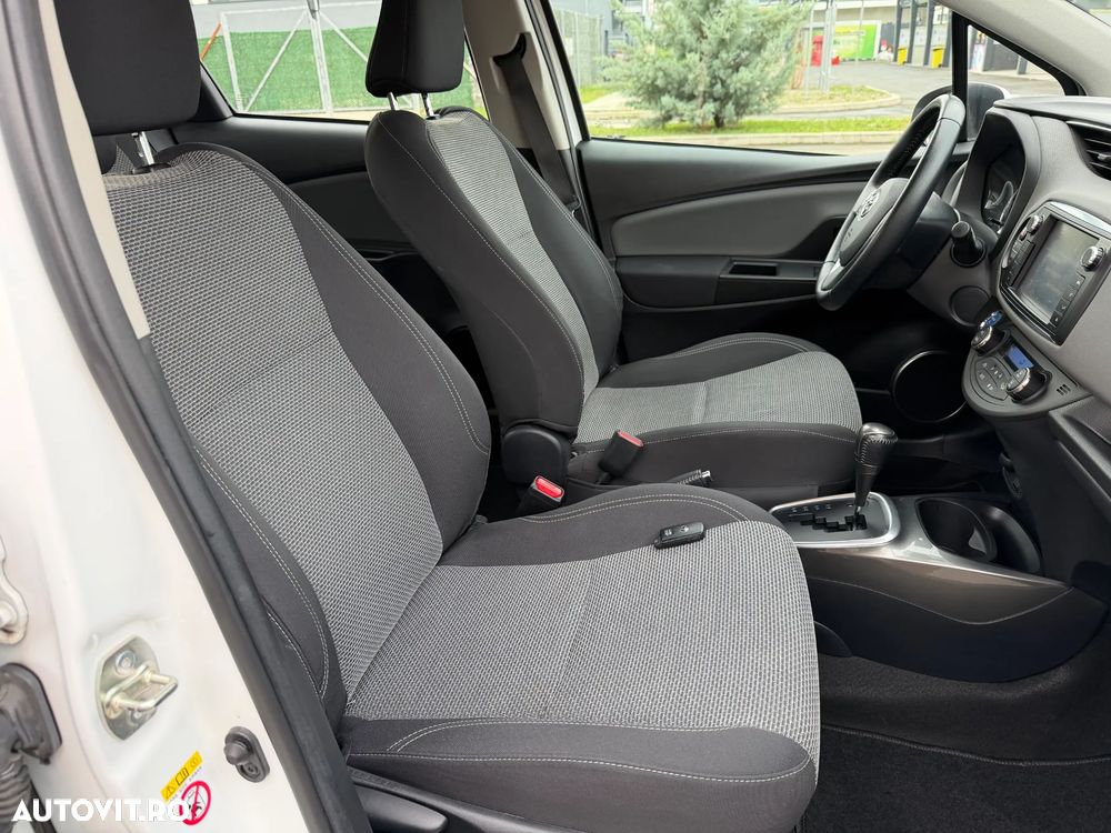 Toyota Yaris 1.5 VVT-i HSD Active - 28