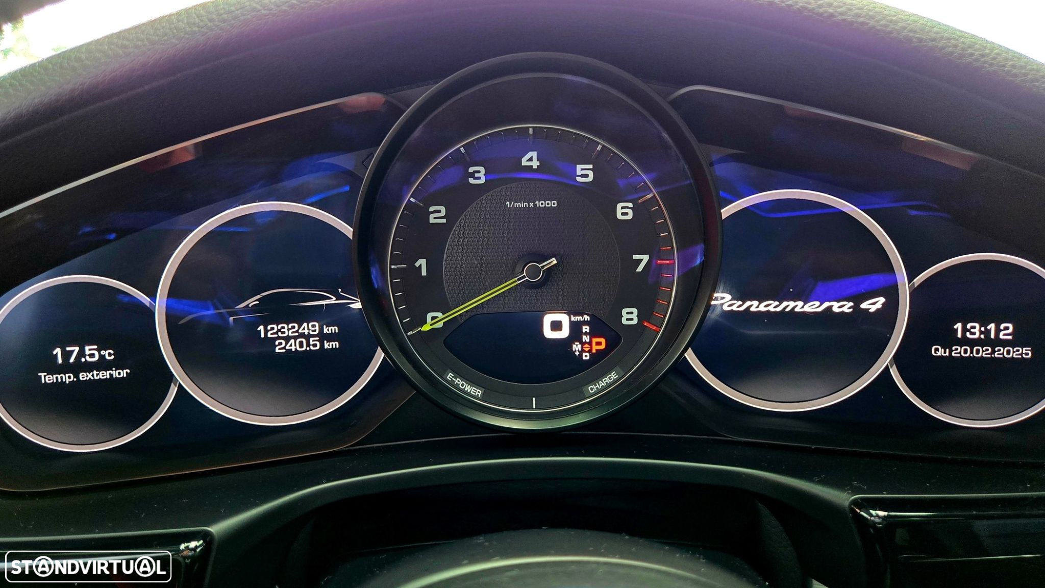 Porsche Panamera Sport Turismo 4 E-Hybrid - 16