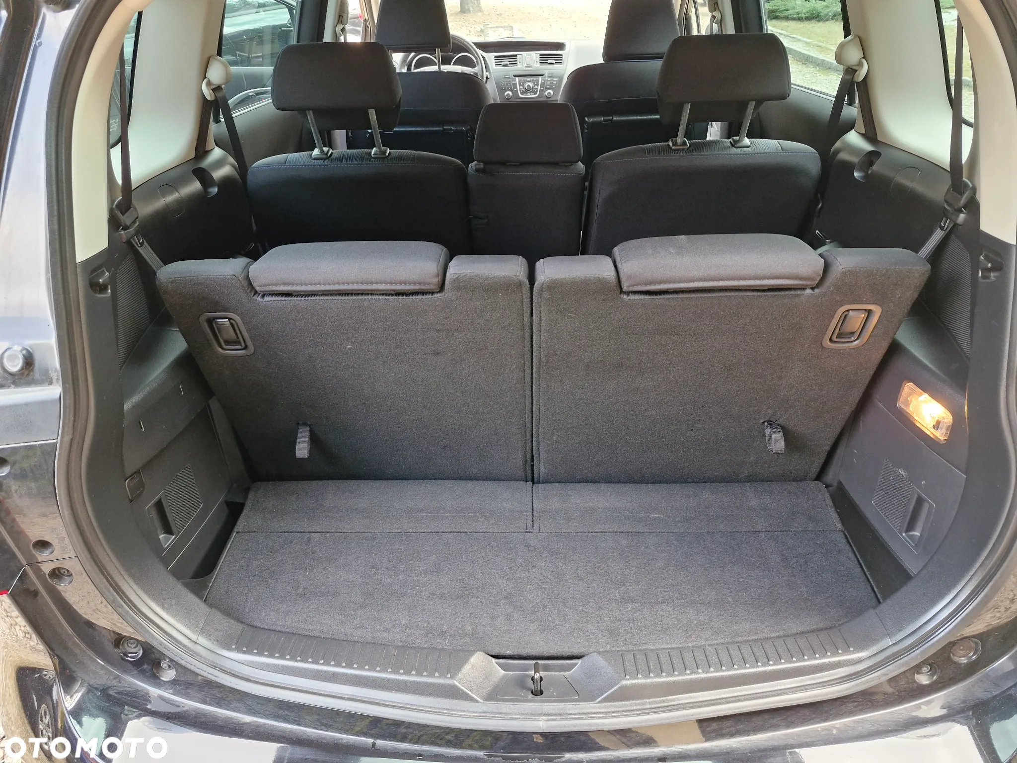 Mazda 5 1.8 Exclusive + - 12