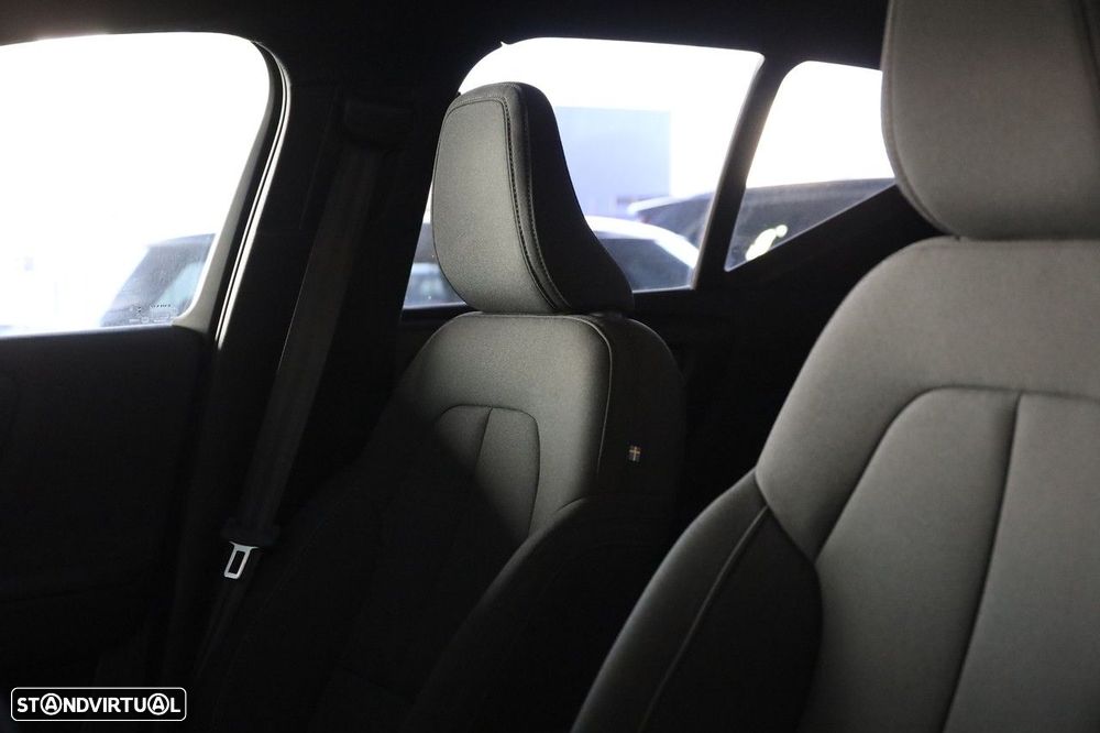 Volvo EX40 70 kWh Single Motor Core - 9