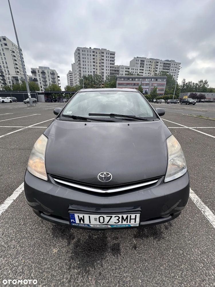 Toyota Prius 1.5 VVT-i Sol - 4