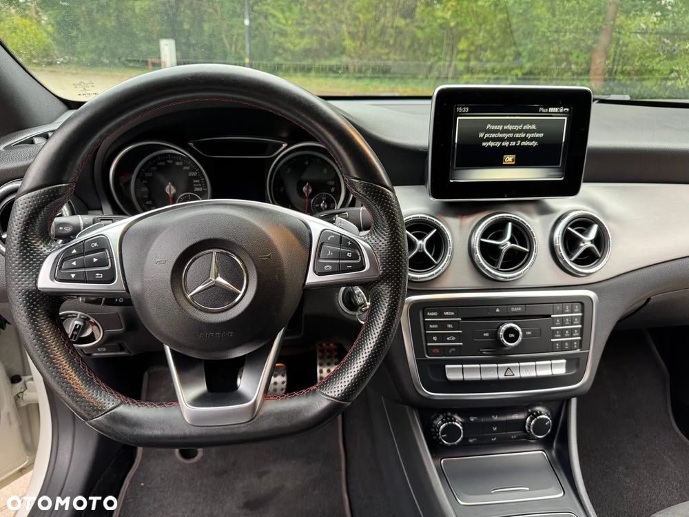 Mercedes-Benz CLA Shooting Brake 200 (CDI) d 7G-DCT AMG Line - 23