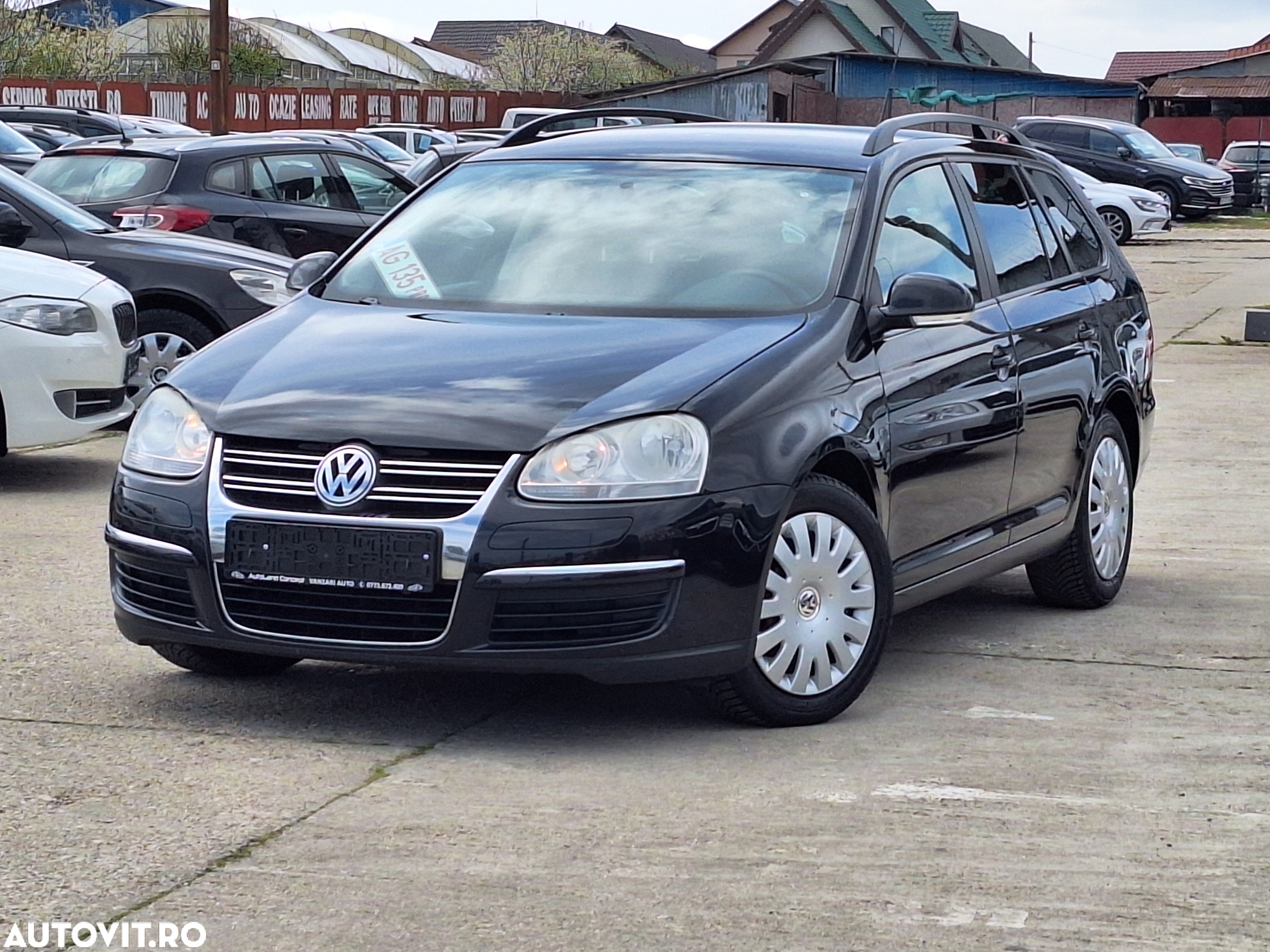 Volkswagen Golf 1.6 Highline - 1