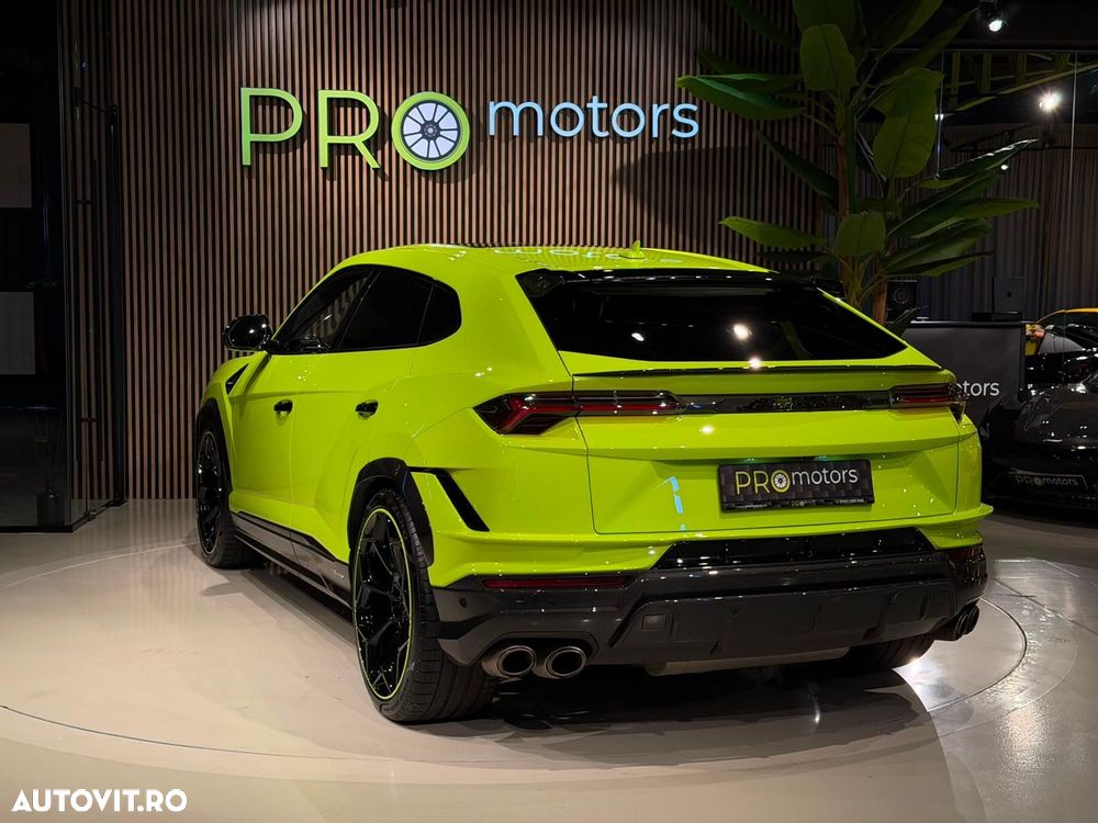 Lamborghini URUS - 16