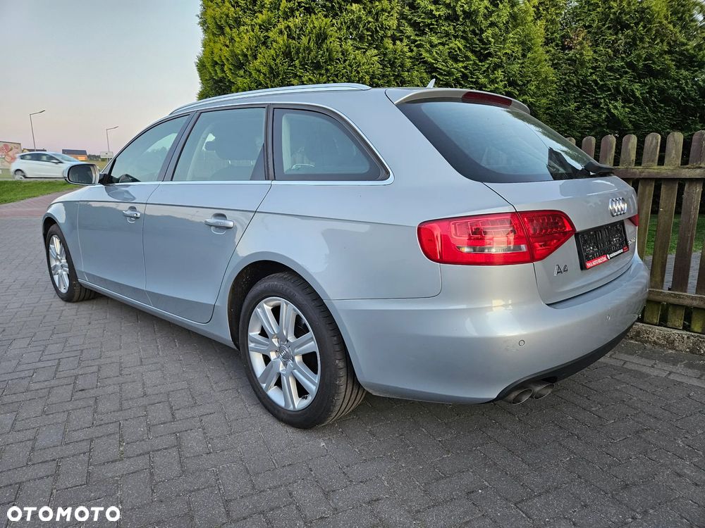 Audi A4 Avant 2.0 TDI DPF Ambition - 4