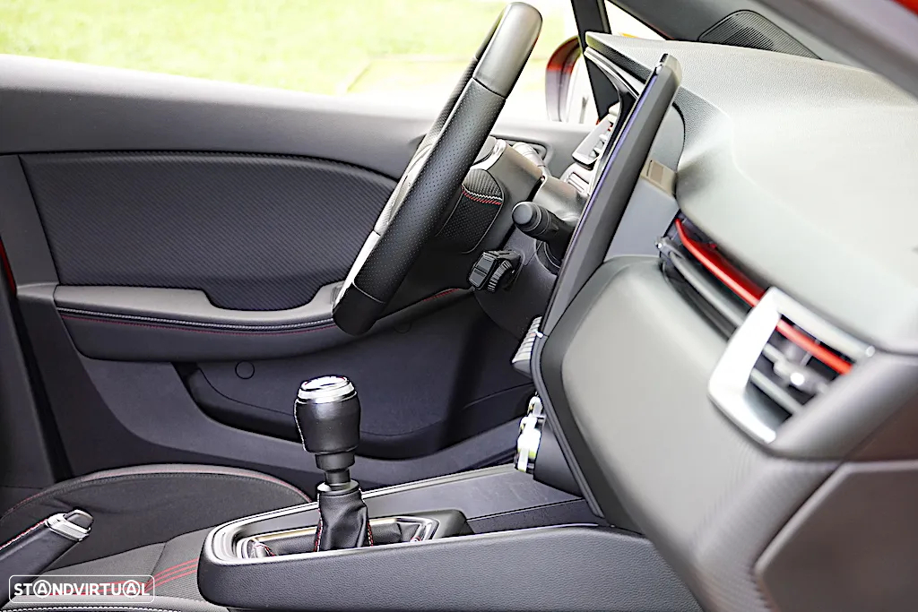 Renault Clio 1.5 Blue dCi RS Line - 24