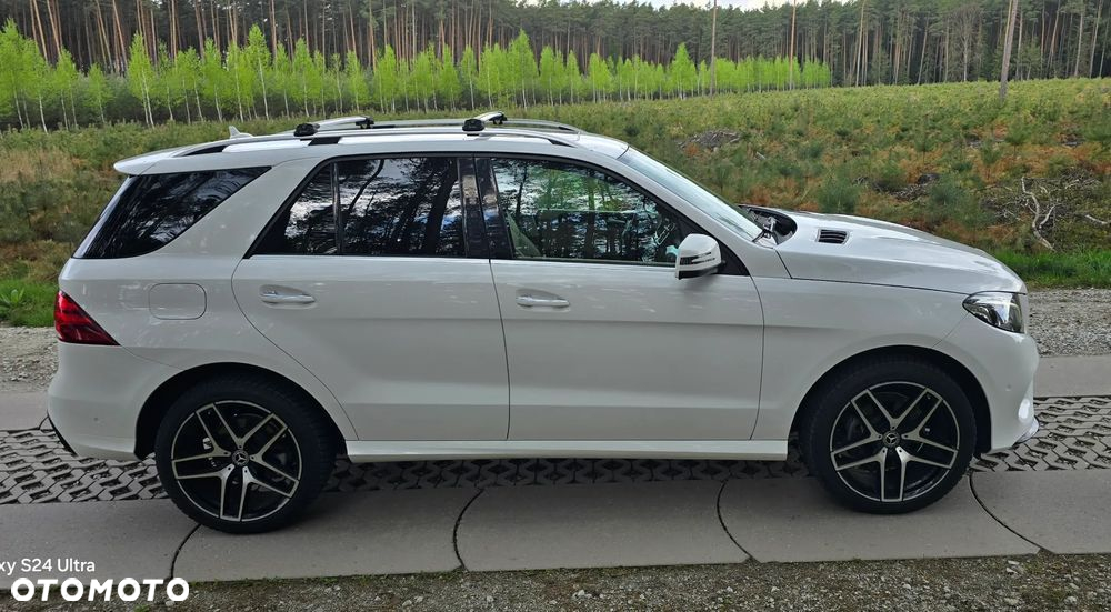 Mercedes-Benz GLE - 4