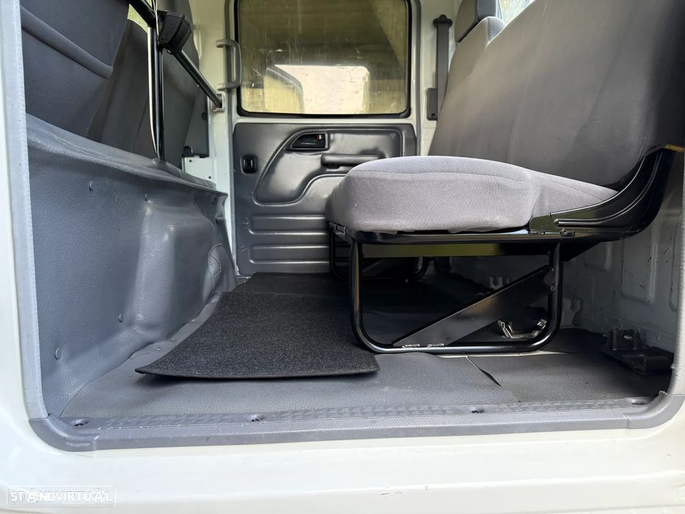 Isuzu NLR 35.150 C.DUPLA BASCULANTE - 11