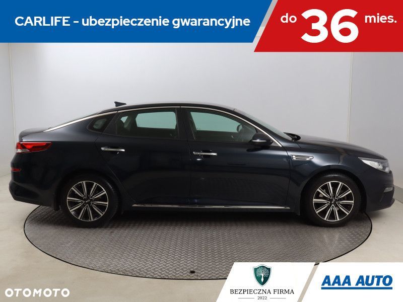 Kia Optima - 8