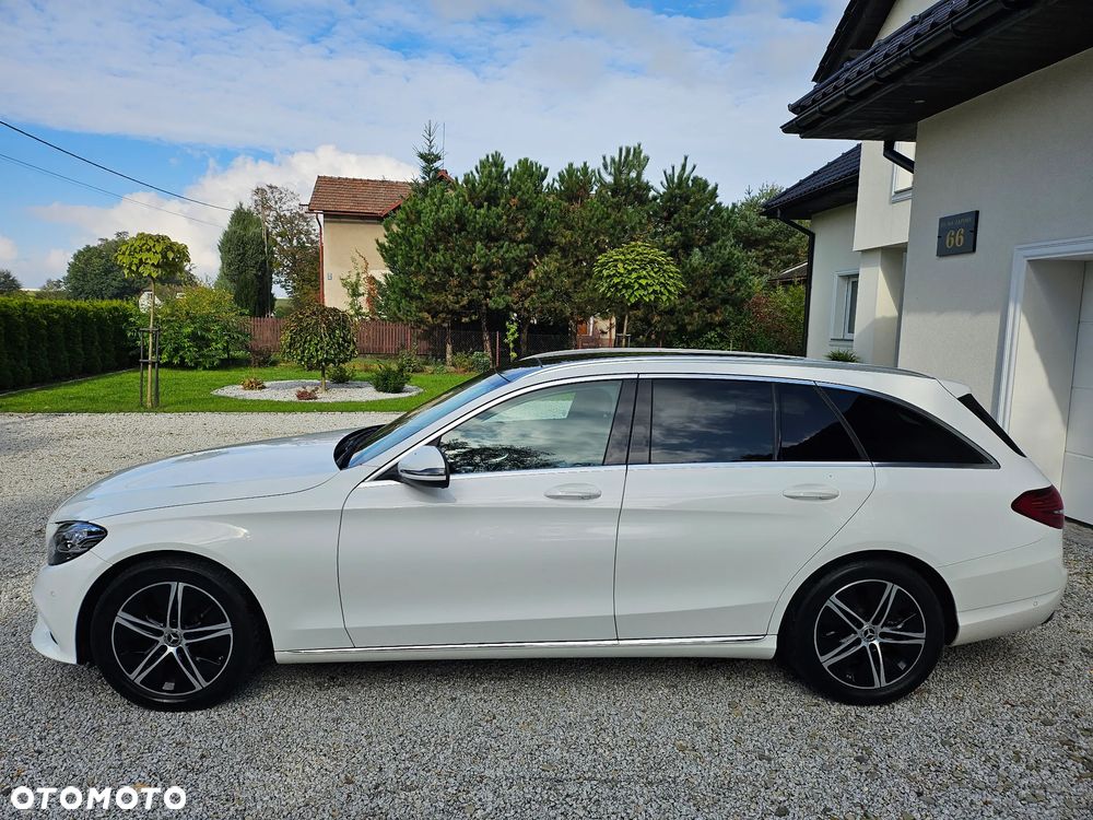 Mercedes-Benz Klasa C 200 d T 9G-TRONIC AMG Line - 3