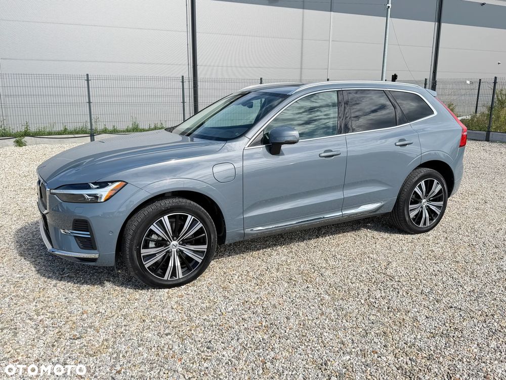 Volvo XC 60 T8 AWD Recharge Plus Black Edition - 13