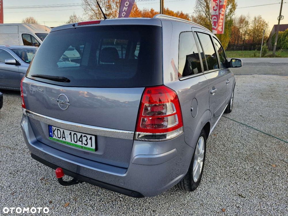 Opel Zafira - 9