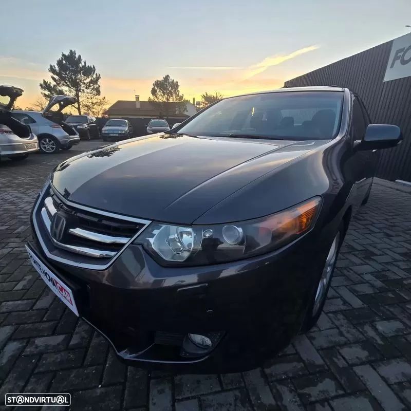 Honda Accord 2.2 i-DTEC Executive Advance E.Limitada - 6
