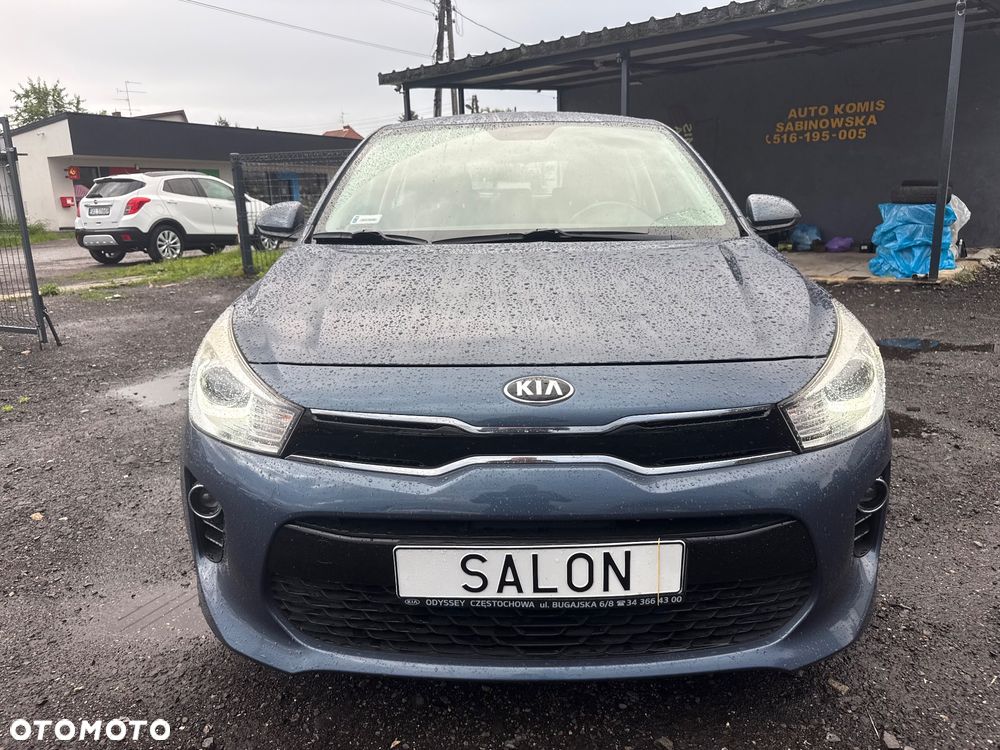 Kia Rio 1.4 L - 3