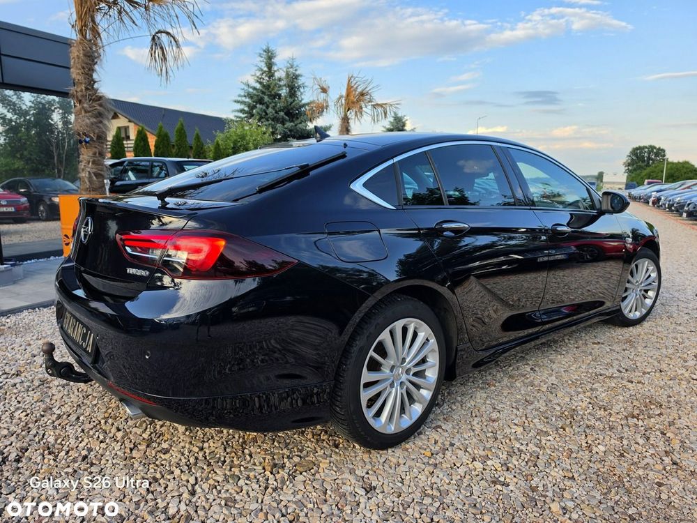 Opel Insignia - 21