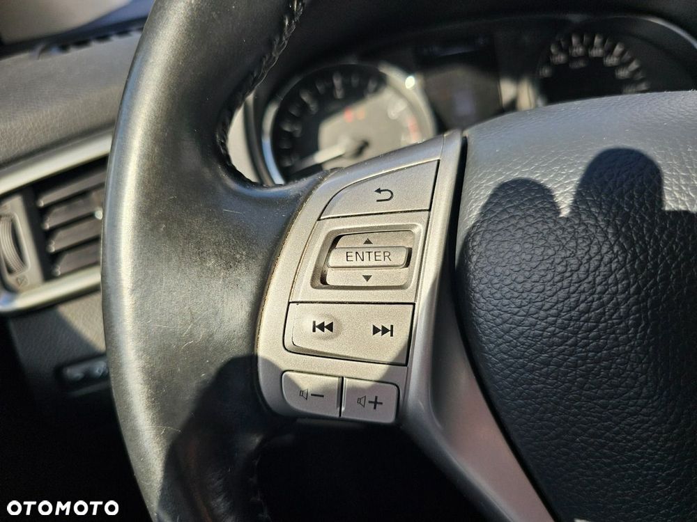 Nissan Qashqai 1.2 DIG-T N-Connecta - 29