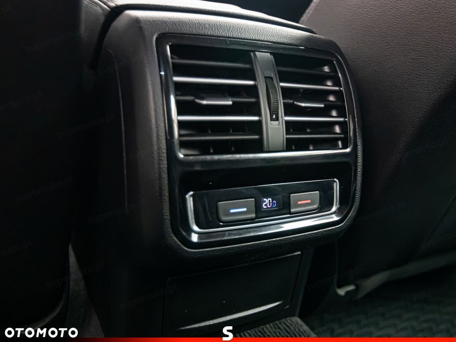 Volkswagen Passat 2.0 TDI BMT Highline - 21