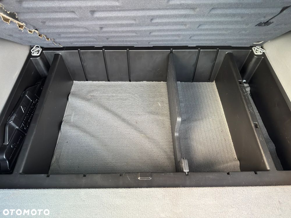 Hyundai Santa Fe - 36