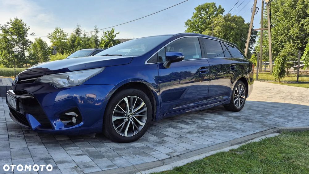 Toyota Avensis 2.0 D-4D Premium - 7