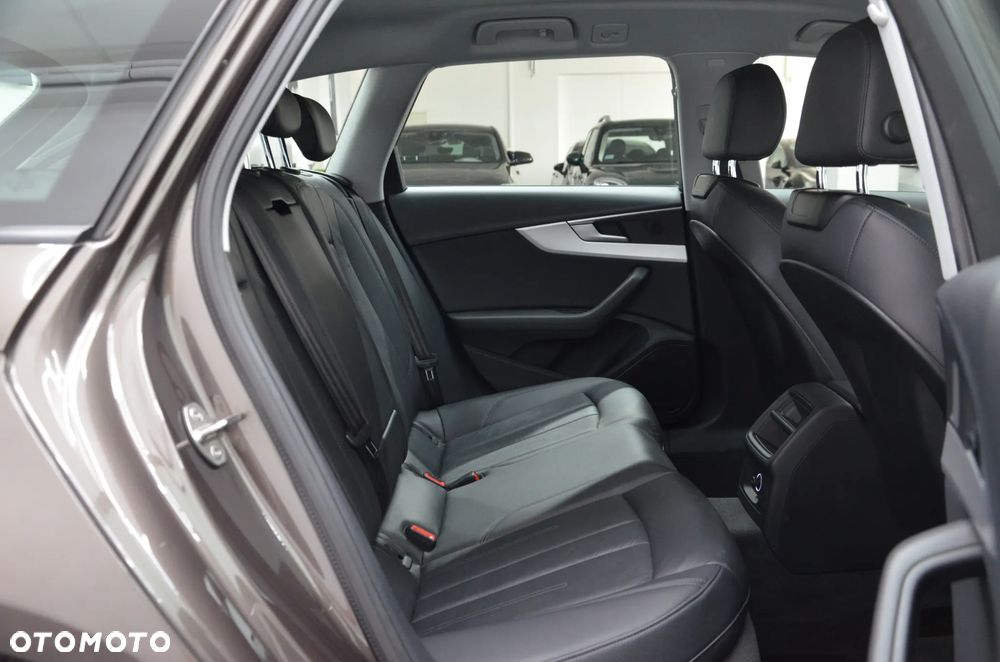 Audi A4 Avant 35 TDI S tronic - 13