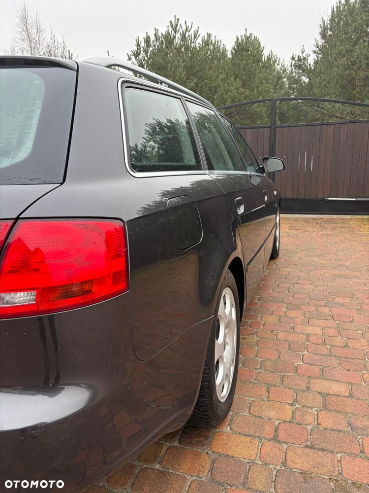 Audi A4 Avant 2.0 TDI DPF - 13