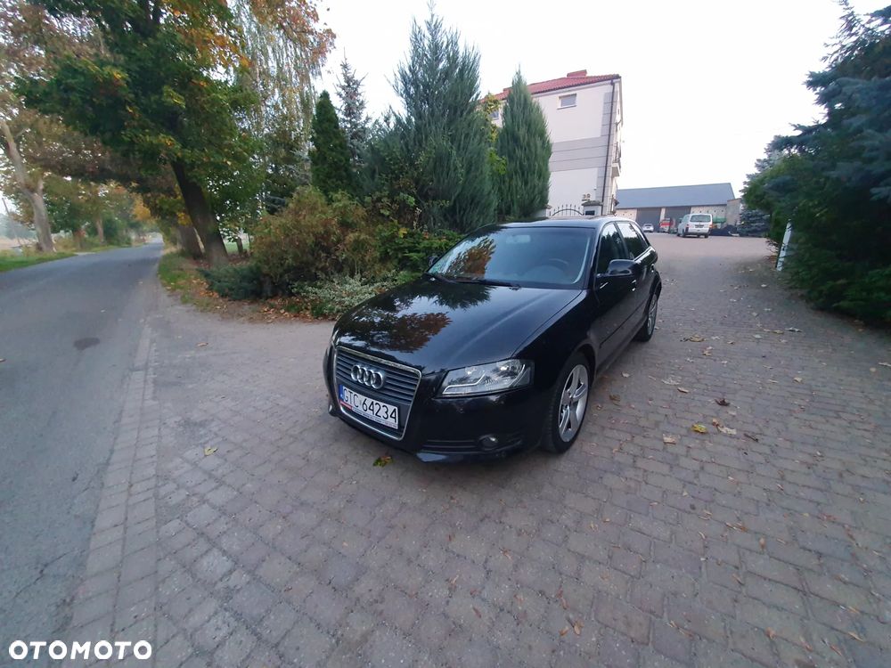 Audi A3 Sportback 2.0 TDI DPF S tronic Ambiente - 1