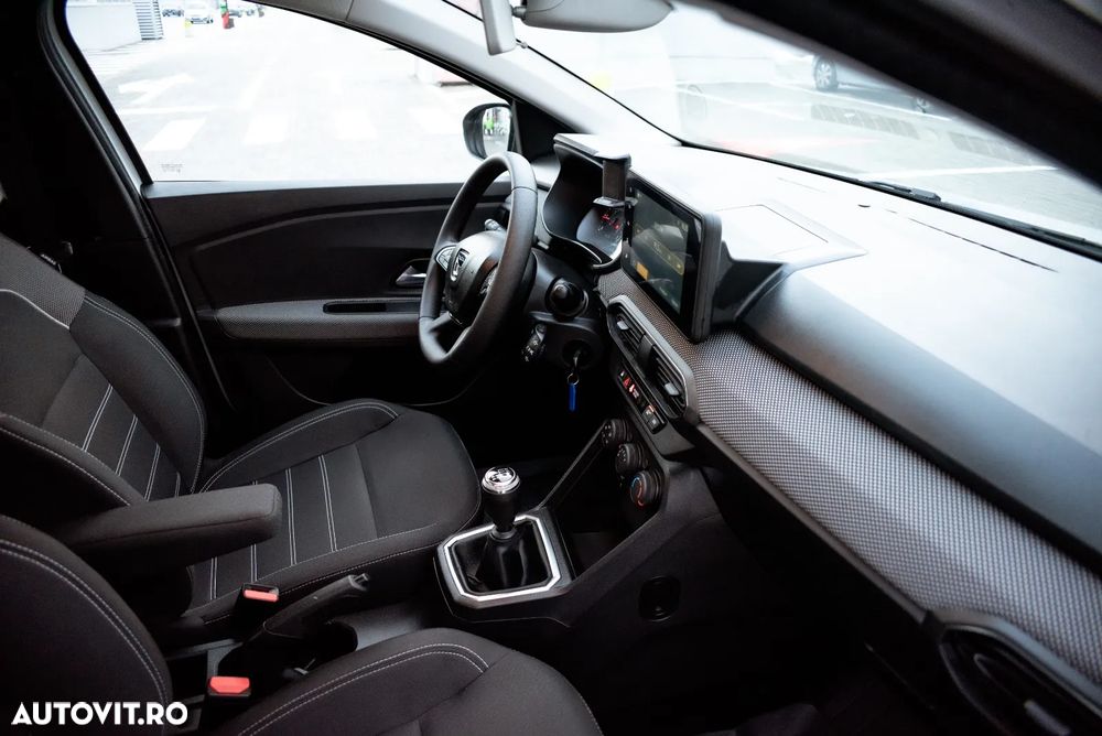 Dacia Logan TCe 90 MT6 Comfort - 23