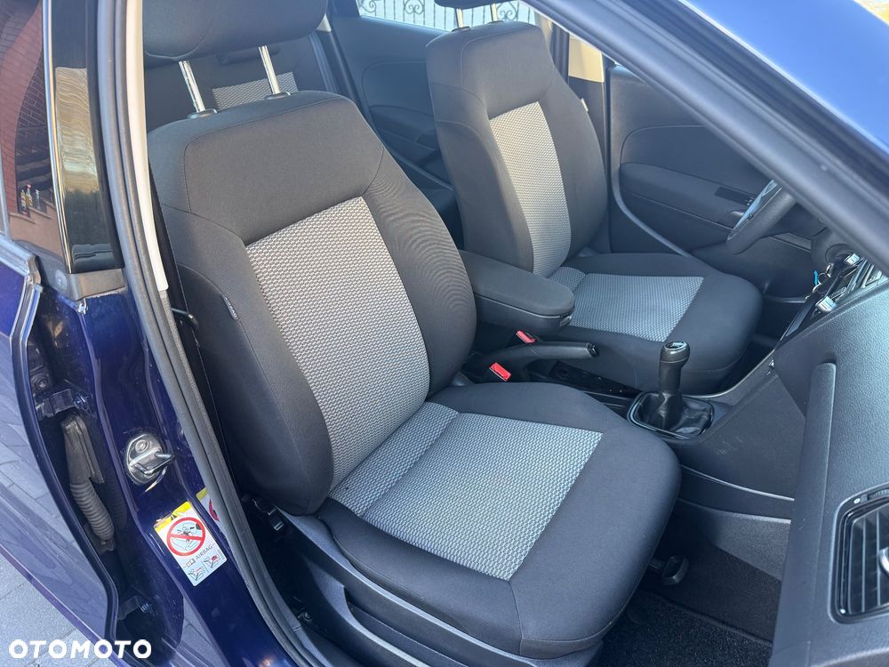 Volkswagen Polo - 15