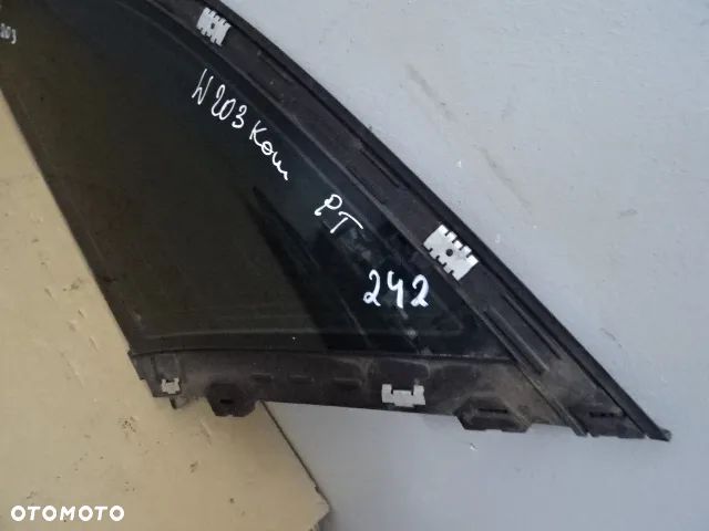 SZYBA KAROSERYJNA PRAWY TYŁ MERCEDES W203 KOMBI NR242 - 2