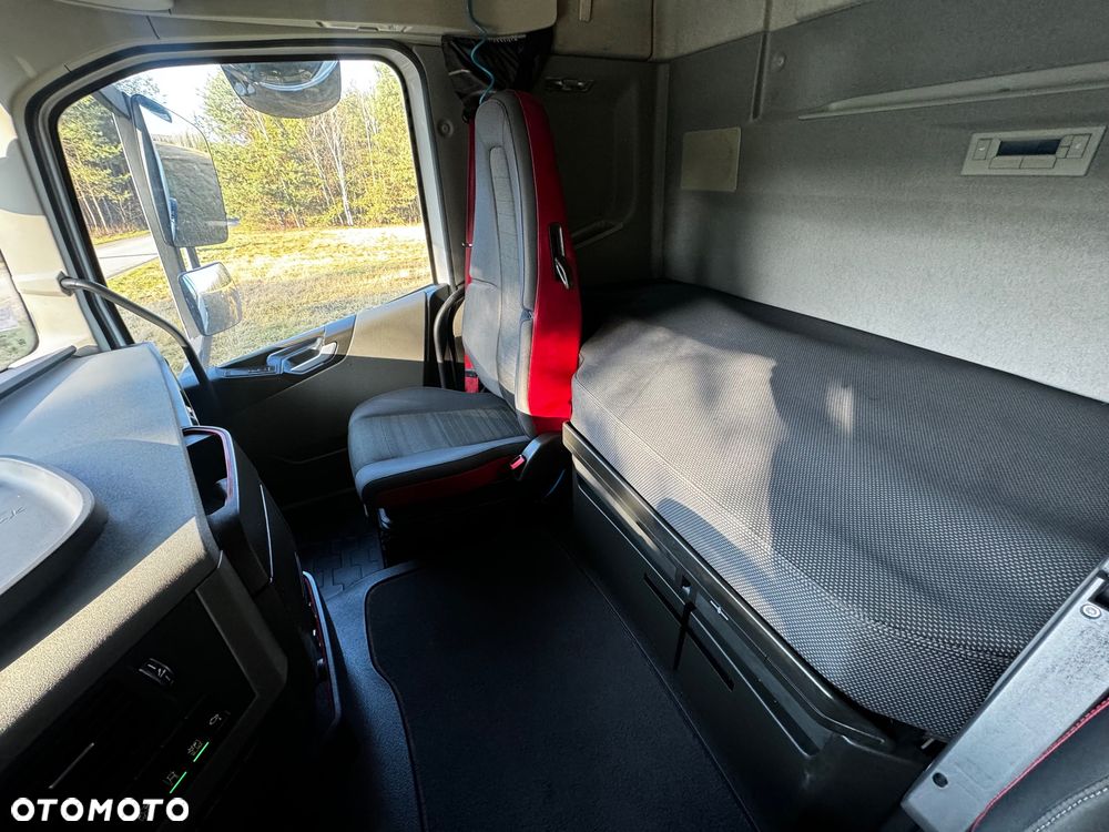 Volvo FH 500 Euro 6 // Przód i tył na poduszce // Serwisowany - 16